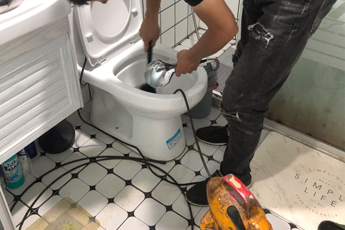 黔东南疏通下水道